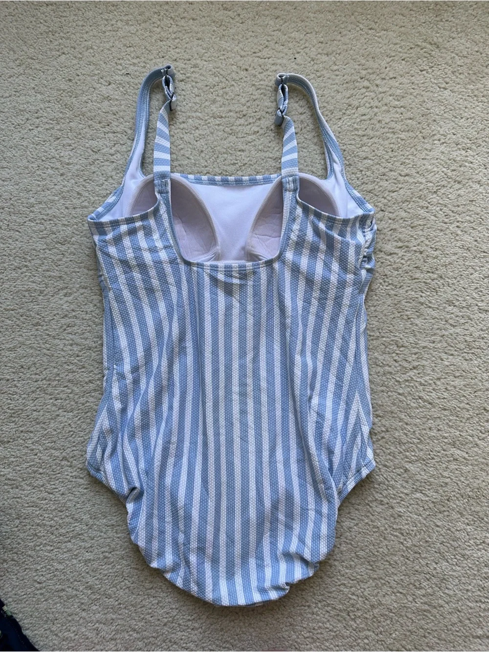 Women’s Bundle of 3 One-Piece Swimsuits, size Large - Picture 8 of 10